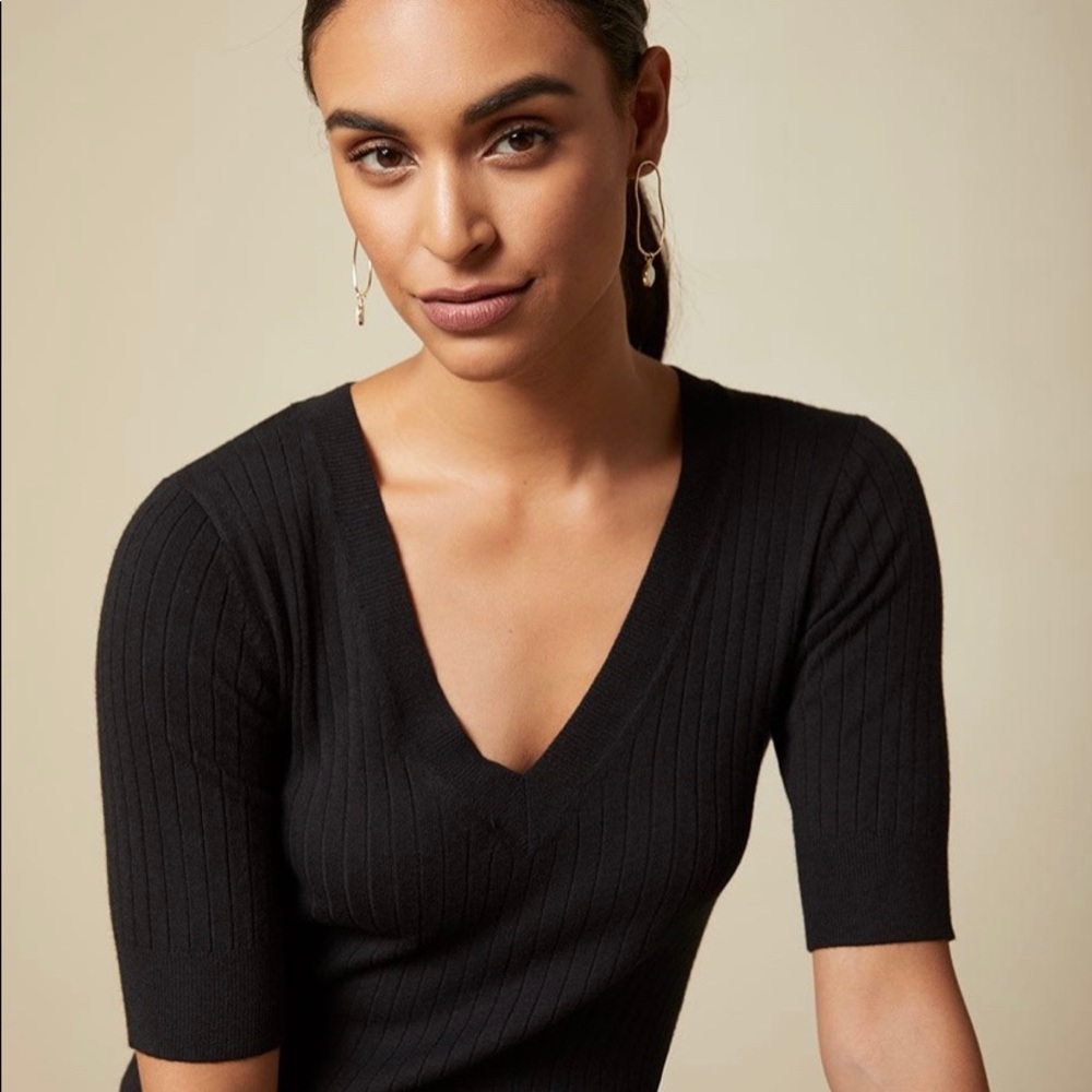 RW & CO  Black V- Neck